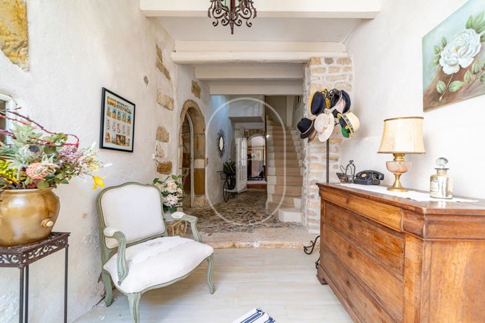 Image No.4-6 Bed House for sale