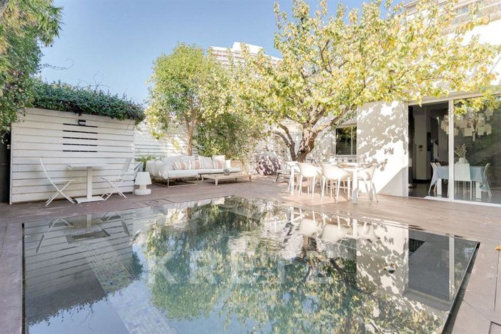 Image No.2-5 Bed House for sale