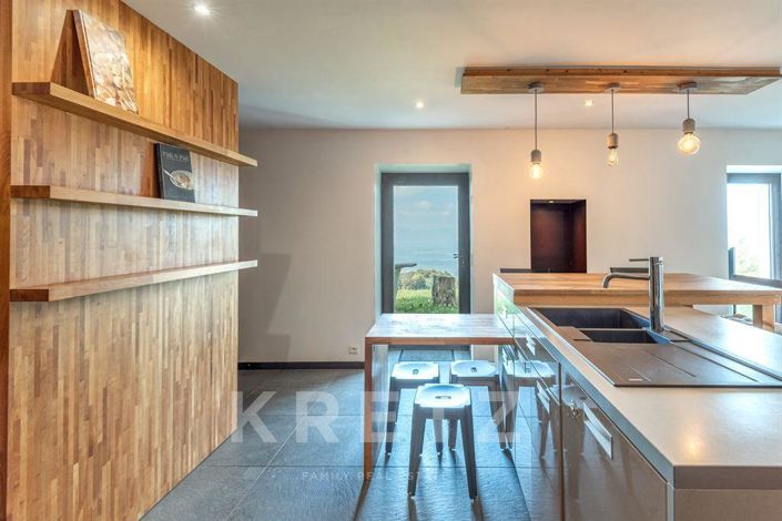 Image No.9-8 Bed House for sale