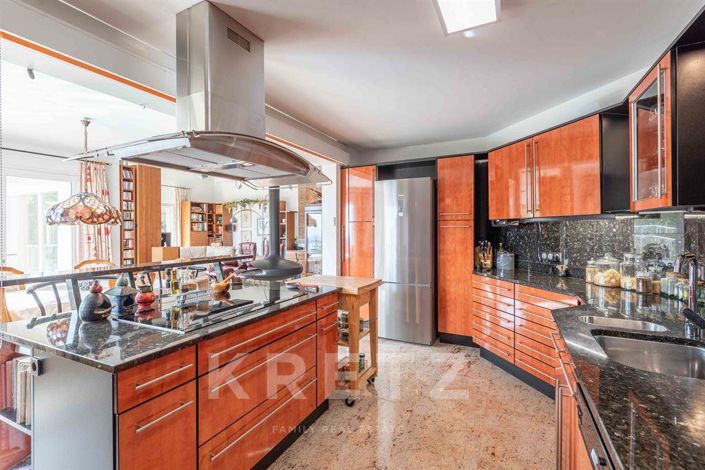 Image No.10-5 Bed House for sale