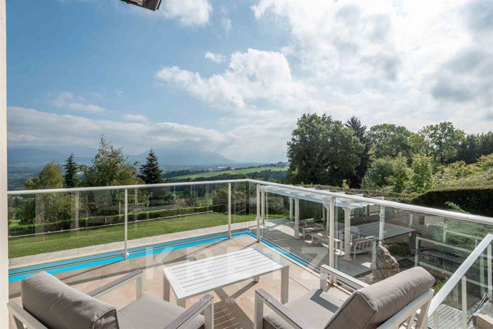 Image No.6-5 Bed House for sale