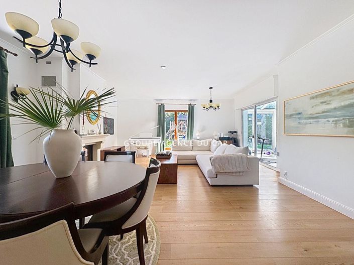 Image No.6-Maison de 4 chambres à vendre à Saint-Raphael