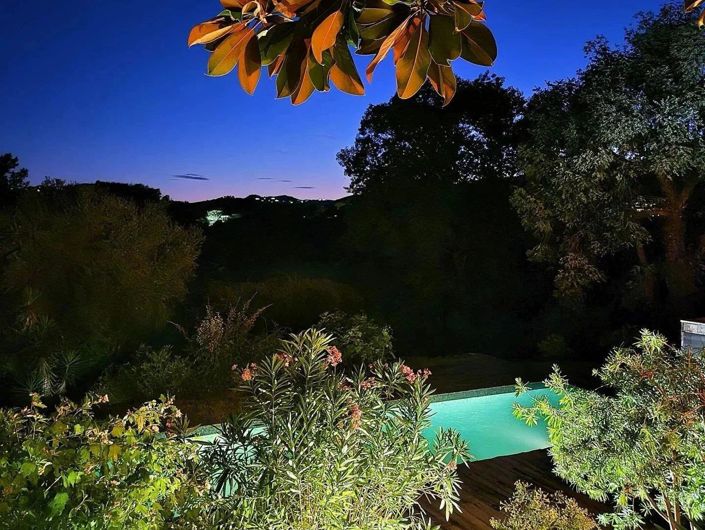 Image No.18-3 Bed House for sale