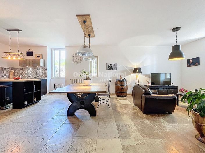 Image No.6-5 Bed Property for sale