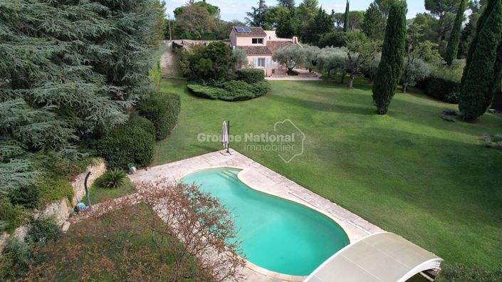 Image No.24-5 Bed Property for sale