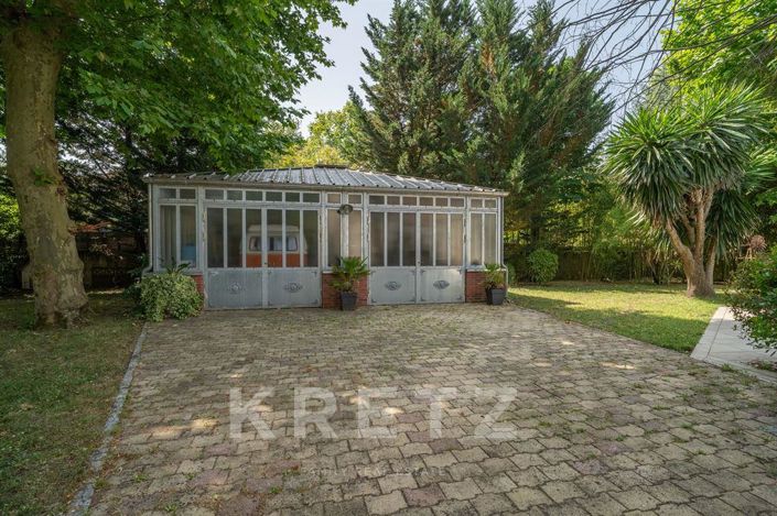 Image No.5-6 Bed House for sale