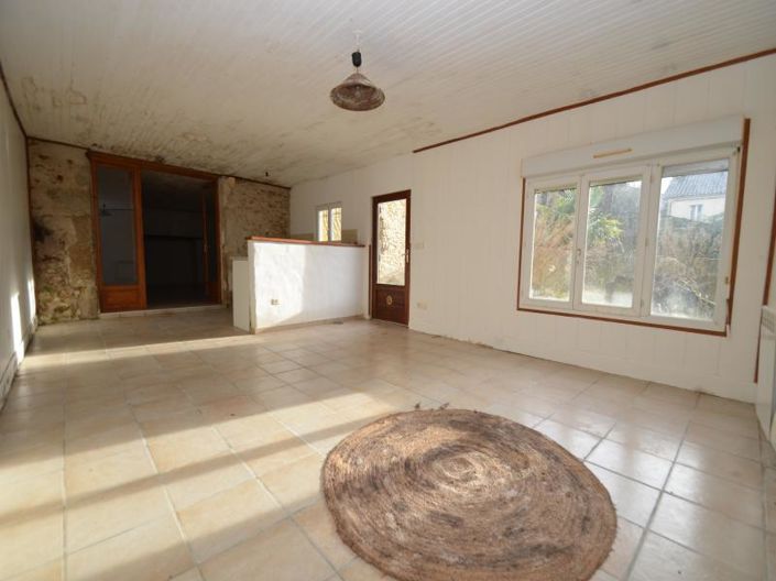 Image No.15-8 Bed House for sale