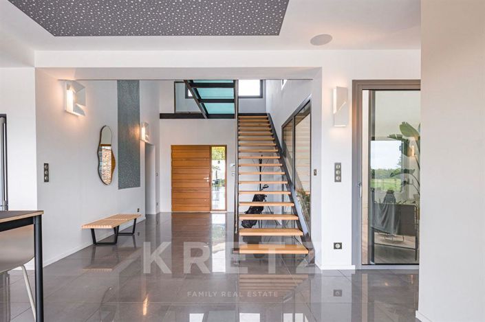 Image No.7-House for sale