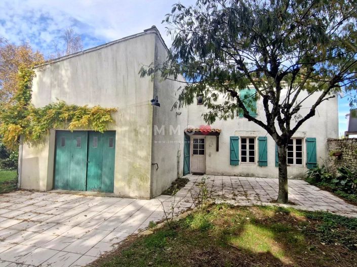 Image No.1-5 Bed House for sale