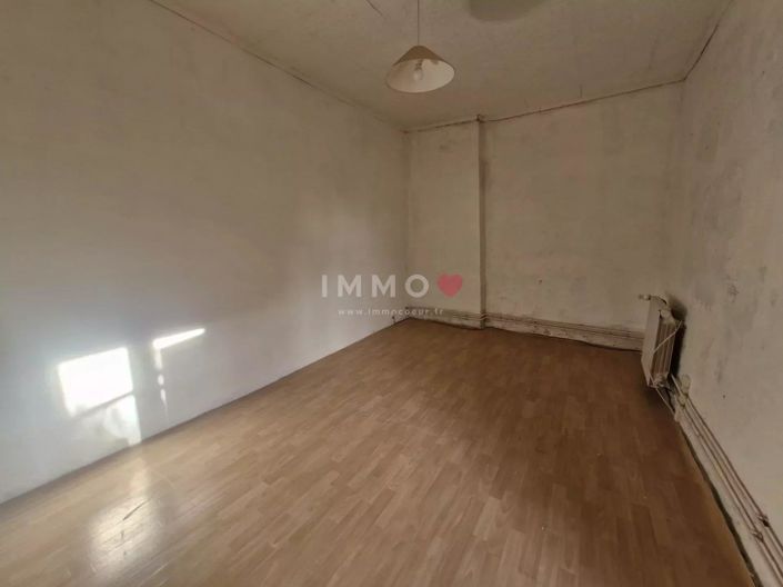 Image No.11-5 Bed House for sale