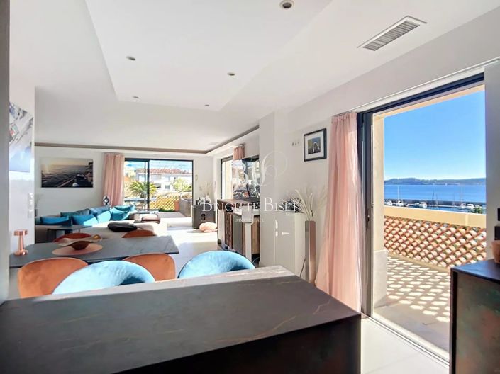 Image No.9-3 Bed Apartment for sale