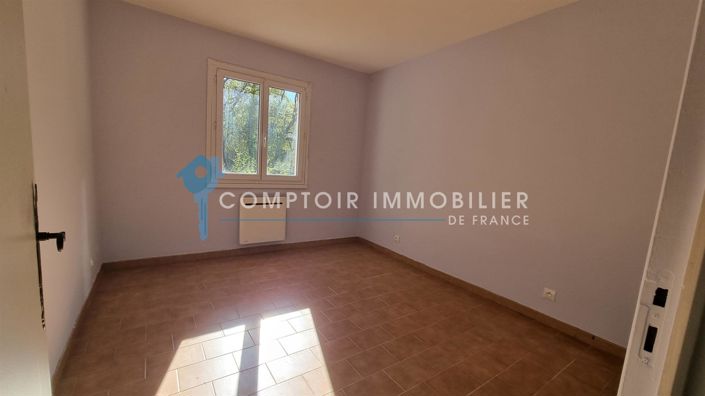 Image No.12-3 Bed House for sale