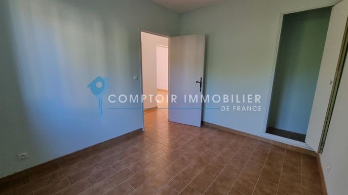 Image No.14-3 Bed House for sale