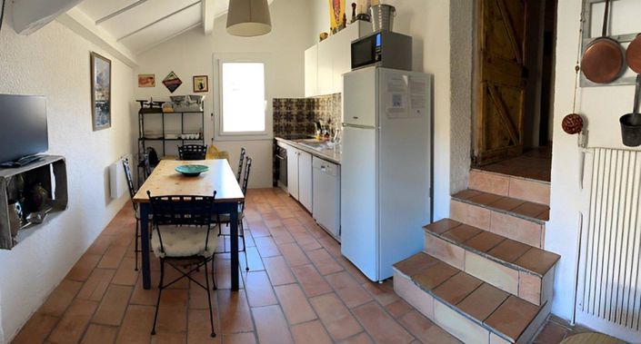 Image No.20-12 Bed House for sale