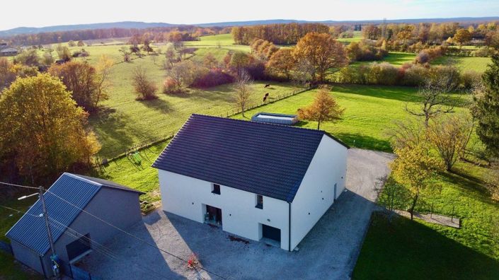 Image No.1-5 Bed House for sale