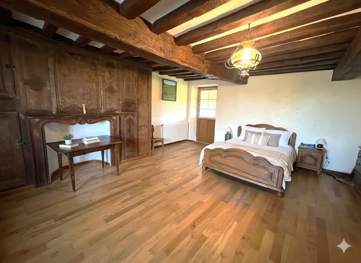 Image No.13-6 Bed House for sale