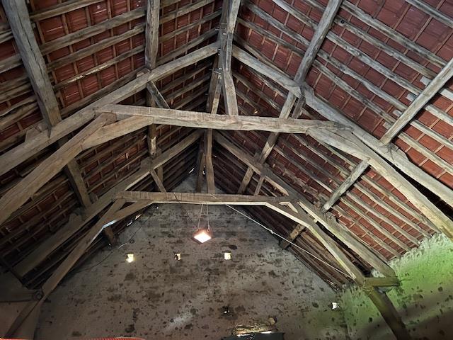 Image No.20-6 Bed House for sale