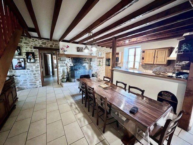 Image No.4-6 Bed House for sale