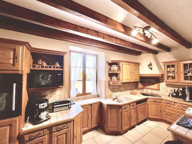 Image No.6-6 Bed House for sale