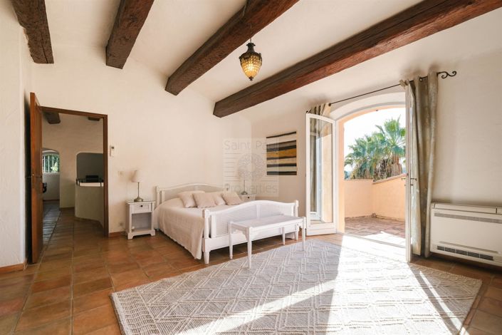 Image No.14-6 Bed House for sale