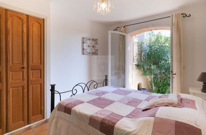 Image No.23-6 Bed House for sale