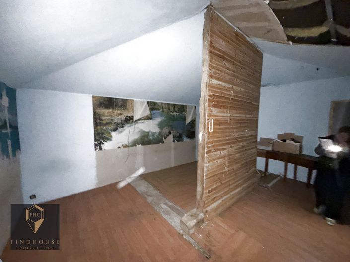 Image No.7-3 Bed House for sale