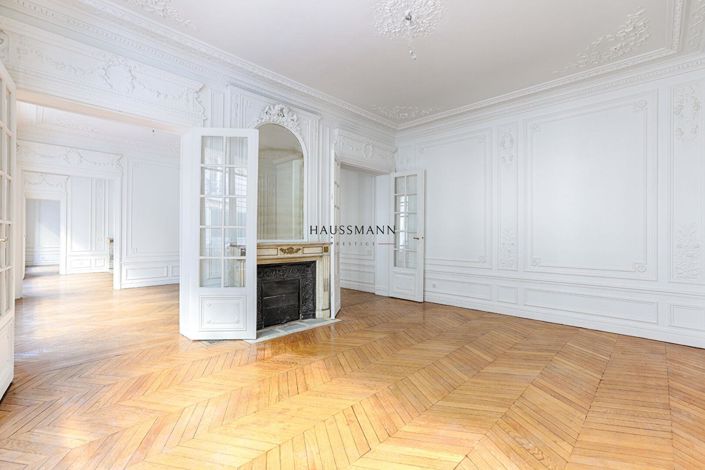 Image No.2-4 Bed Property for sale