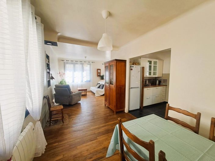 Image No.4-2 Bed House for sale