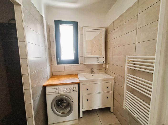 Image No.7-2 Bed House for sale