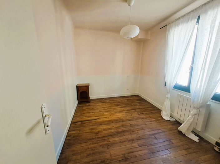 Image No.9-2 Bed House for sale