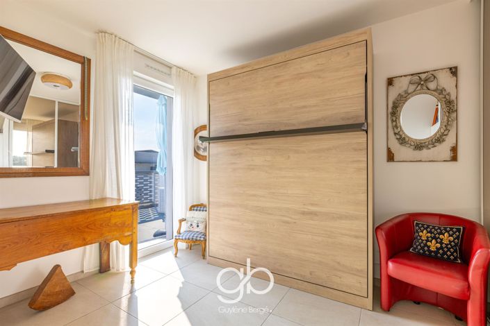 Image No.10-2 Bed Apartment for sale