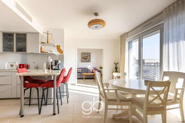 Image No.3-2 Bed Apartment for sale