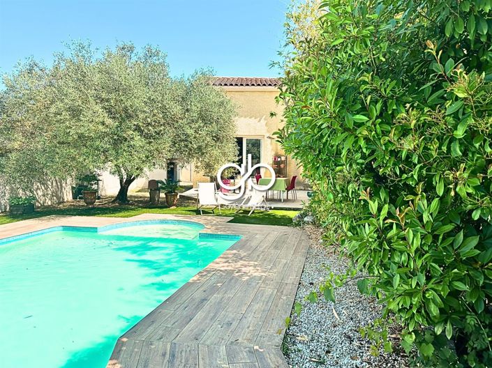 Image No.1-3 Bed House for sale