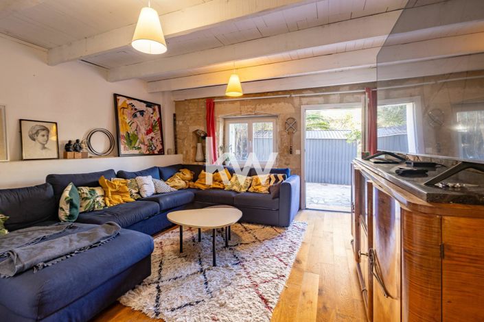 Image No.9-5 Bed House for sale