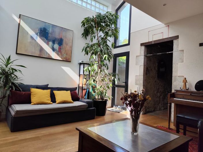 Image No.1-Maison de 6 chambres à vendre à Orléans