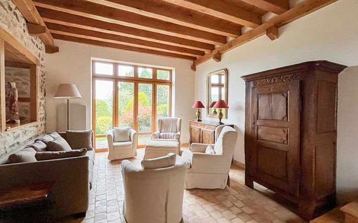 Image No.16-14 Bed House for sale