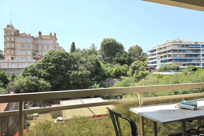 Image No.1-2 Bed Apartment for sale