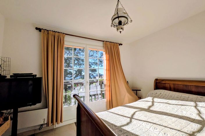 Image No.3-3 Bed House for sale