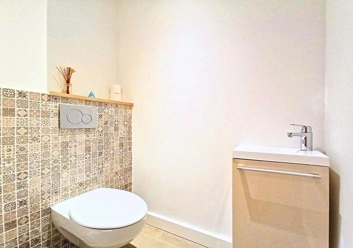 Image No.10-3 Bed Apartment for sale