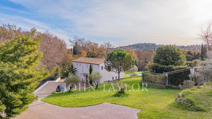 Image No.16-Maison de 4 chambres à vendre à Châteauneuf-Grasse