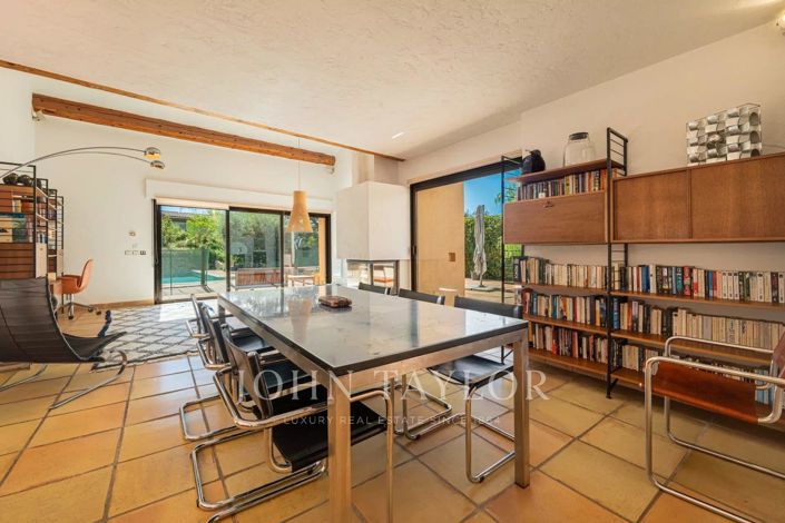 Image No.7-4 Bed House for sale