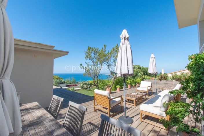 Image No.24-4 Bed House for sale