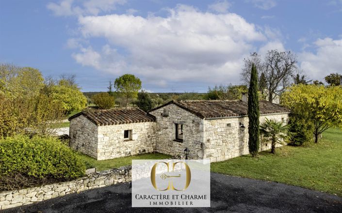 Image No.32-8 Bed House for sale