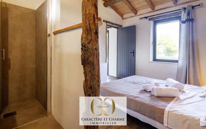 Image No.34-8 Bed House for sale