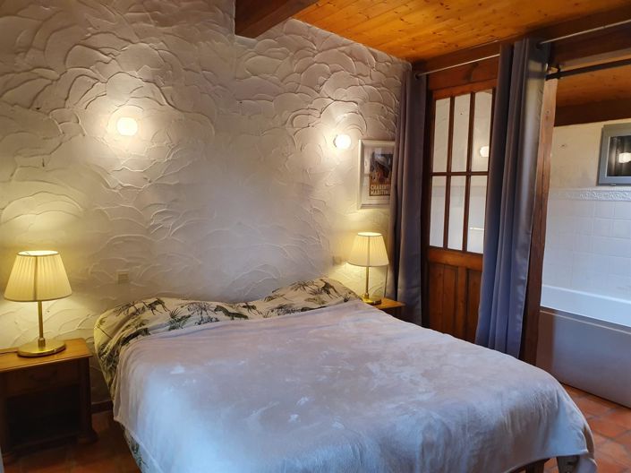 Image No.13-2 Bed House for sale