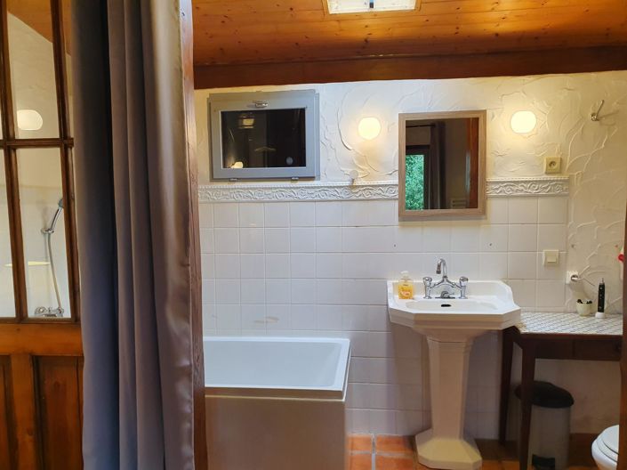 Image No.14-2 Bed House for sale