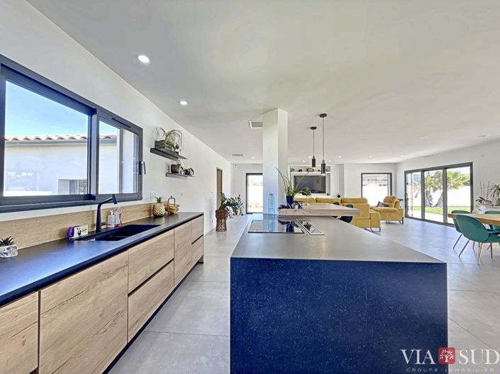 Image No.10-Propriété de 4 chambres à vendre à Bessan