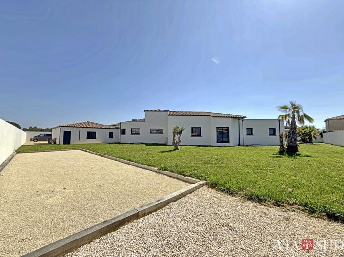 Image No.7-Propriété de 4 chambres à vendre à Bessan