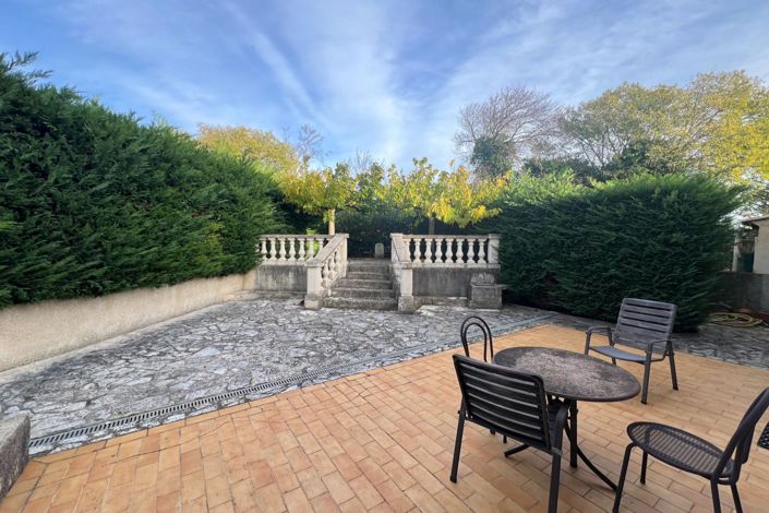 Image No.17-4 Bed House for sale