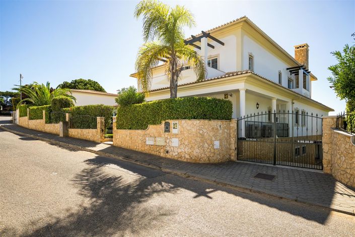 Image No.7-4 Bed House for sale